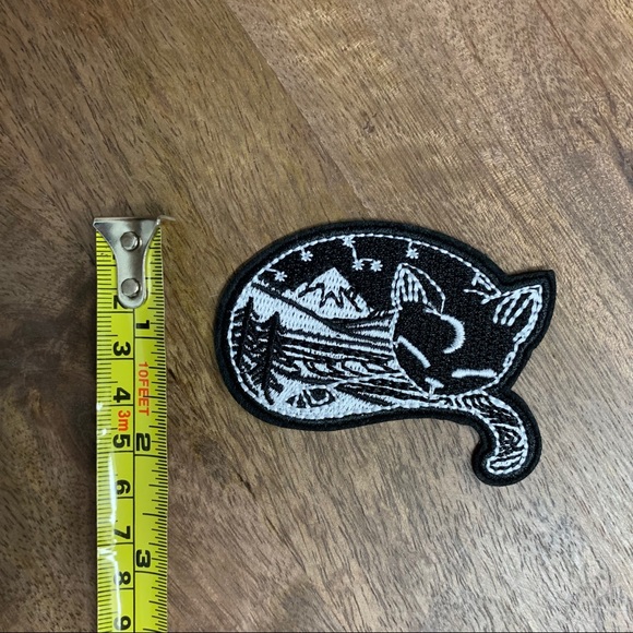 Black cat iron on patch - Picture 2 of 3
